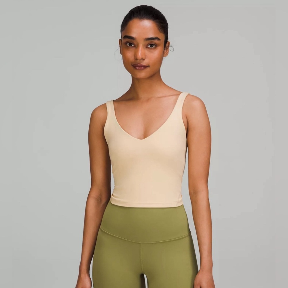 (Full Set) Lululemon Align Bra and Shorts in Prosecco
